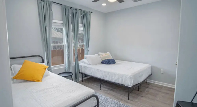 Коттедж с 4 комнатами Delightfully Renovated 4 Br/2 BA Near DT Riverwalk