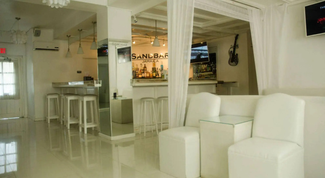 Beach Castles Studio, Забронировать Апарт-отель Апарт-отели Ocho Rios Coast, Апарт-отель