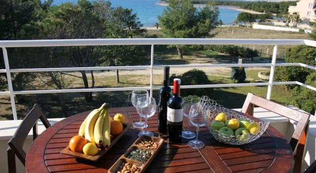 Aqua Sole Apartments Povljana