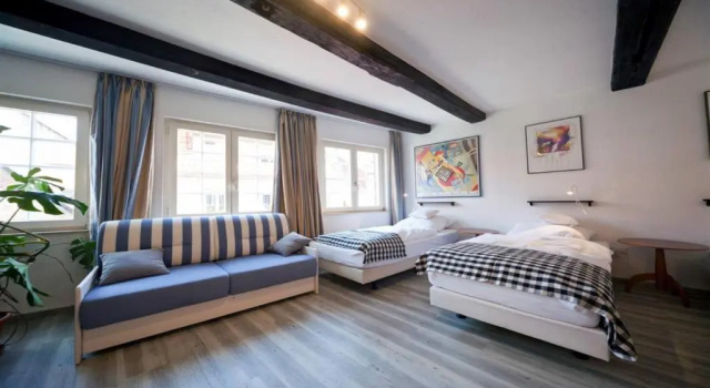 Апартаменты с 2 комнатами с красивым видом из окна amazing historical appartment