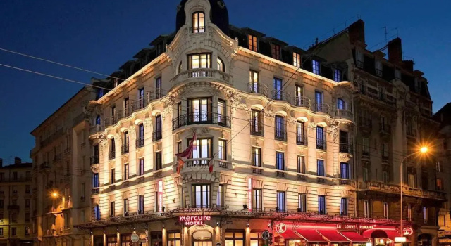 Holiday Inn Lyon-part Dieu, Rezerwuj Hotel 6th arr 