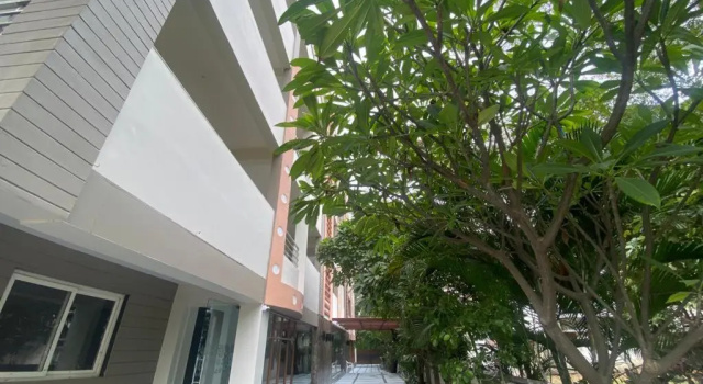 SHLOKA RESIDENCY, Забронировать Отель Отели Hyderabad Region с парковкой, Парковка