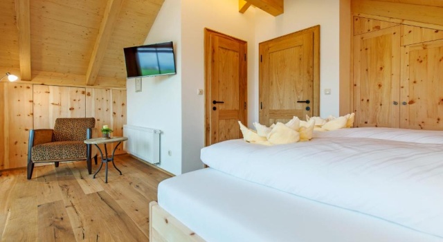 Bayern Chalets bei Salzburg und Berchtesgaden mit Whirlpool und Sauna, Забронировать Шале Айнринг Район Берхтесгаден