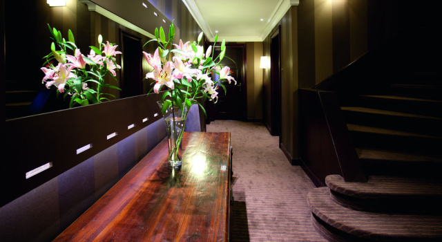 Kefalari Suites