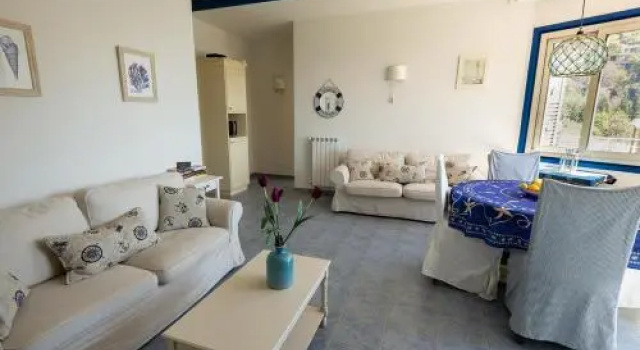 Taormina Isola Bella Apartment - Taormina Holidays, Забронировать Апартаменты/квартира Отели Сицилии с парковкой, Парковка