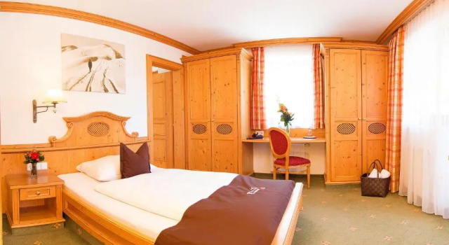 Одноместный номер Standard Alpenhotel Tirolerhof