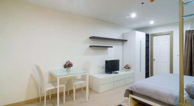 The View Suanluang Phuket by Eye