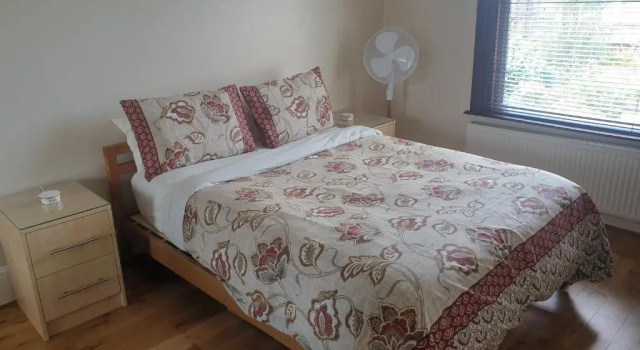 London Luxury Apartments 1min walk from Underground, with FREE PARKING FREE WIFI, Забронировать Апартаменты/квартира Wanstead Большой Лондон