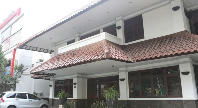 万隆艾里戴戈西塔伦姆居安达50号酒店(Airy Eco Dago Citarum Juanda 50 Bandung), Забронировать Отель Отели Бандунга с парковкой, Парковка