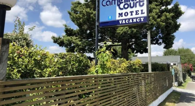 Семейный номер Standard Camellia Court Family Motel