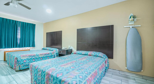 Texas Inn San Benito near Harlingen, Забронировать Мини-отель Сан-Бенито 