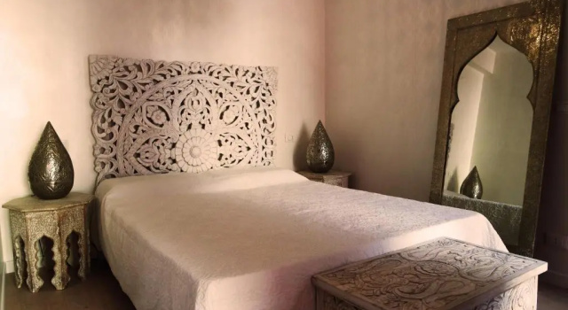 IndispArte Suites, Забронировать Отель Отели Бергамо с парковкой, Парковка