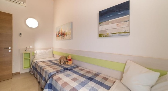 Fantastico Villaggio Tamerici 2 Beoom Sleeps 6, Забронировать Апартаменты/квартира Отели Линьяно-Саббьядоро с парковкой, Парковка