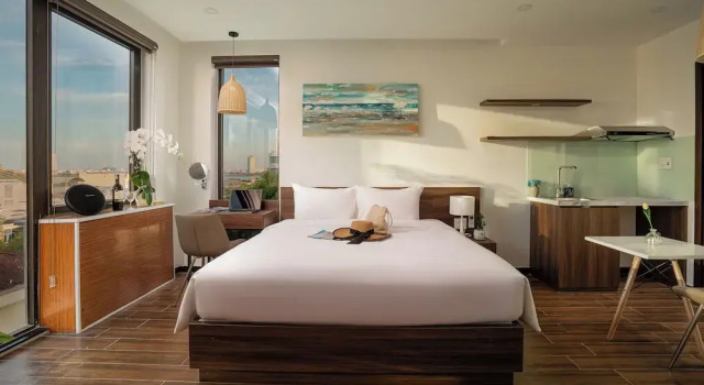 Dragon View Riverside Hotel by Haviland, Забронировать Отель Отели Дананга муниципалитета 3 звезды, рядом с Cham Museum, 3*