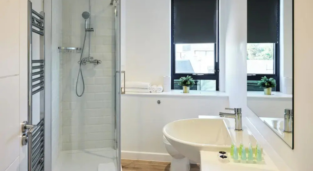 Студия Superior c 1 комнатой Hampton Suites Serviced Apartments