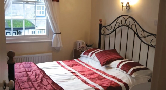 The Old Malt House, Reservar Hotel West Looe Merseyside