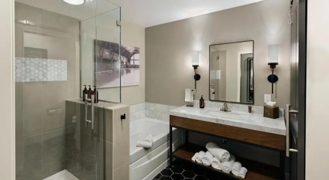 Двухместный люкс Oxford Suites Paso Robles