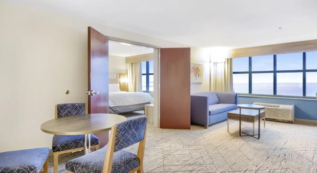 Люкс c 1 комнатой Holiday Inn Express - Gulfport Beach by IHG