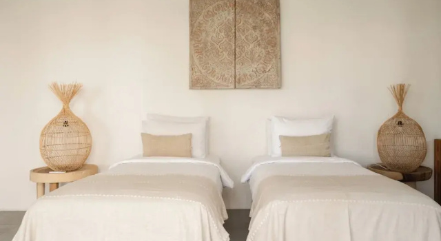 Villa Folie by Alfred in Bali, Забронировать Вилла Отели Семиньяк с парковкой, рядом с Ресторан Ku De Ta, Парковка