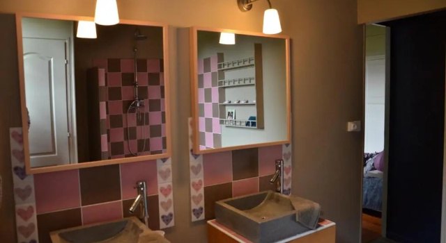 Двухместный номер Standard с видом на сад Chambres d'Hôtes & SPA Le Chat Chez Qui j'Habite