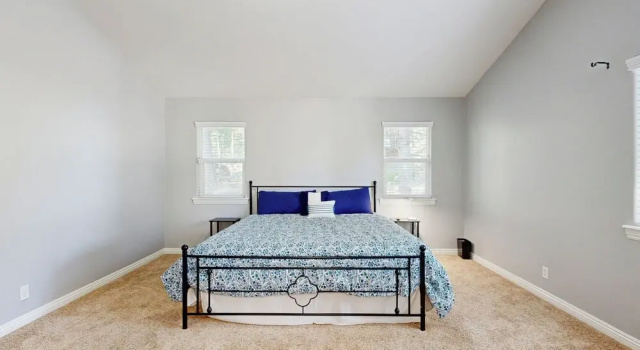 3BR Cabin w/ Grill & Fireplace - Near Hiking, Забронировать Дом для отпуска Виллы San Bernardino Mountains, Вилла