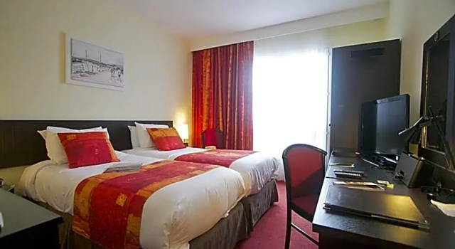 Двухместный полулюкс Executive La Berteliere, The Originals Relais