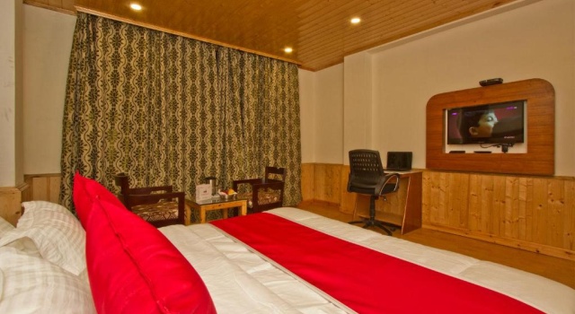 Двухместный номер Superior Sarthak Regency by M K Hospitality,Rangri, Manali,HP,Just 1 kms from Volvo parking