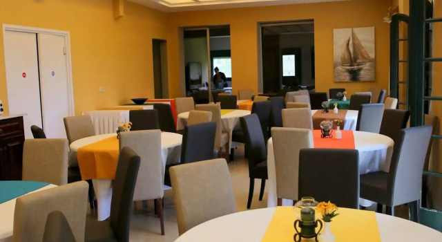 Sunrise Inn