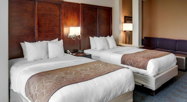 Четырёхместный люкс Comfort Suites Texarkana Arkansas