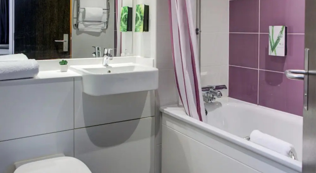 Двухместный семейный номер Standard The Magnum Hotel, Sunderland City, Sure Collection by Best Western