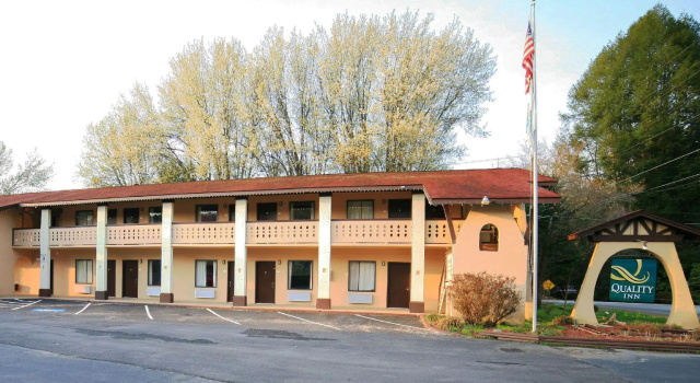 Quality Inn Downtown Helen, Забронировать Отель Хелен Джорджия