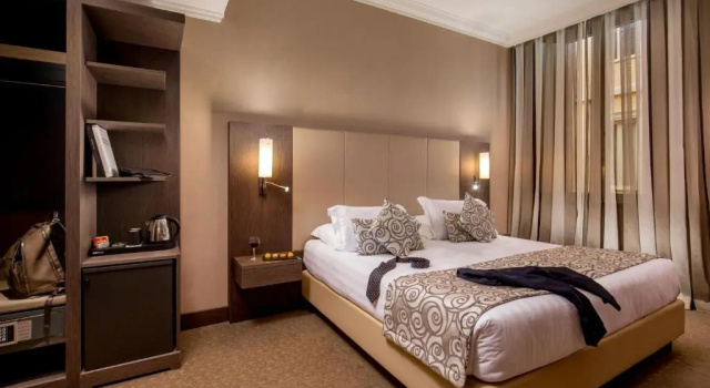 Двухместный номер Classic Savoy Hotel