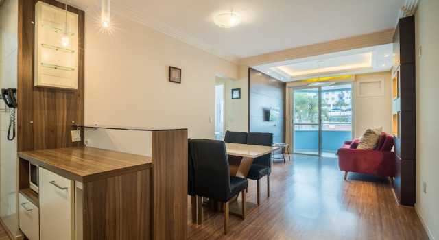 Апартаменты Sophisticated Apartments Just Minutes From Lagoa da Conceicao and Praia Mole Elts