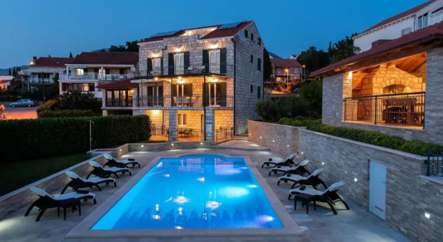 Апартаменты Apartments Sutalo