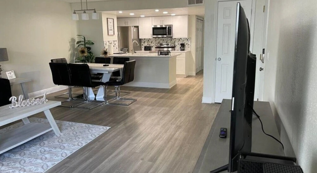 Three Bedroom Apartment #7 -- 2737 NPB -- Vusa Three Bedroom Condo Apartment, Rezerwuj Apartament Orlando Kissimmee