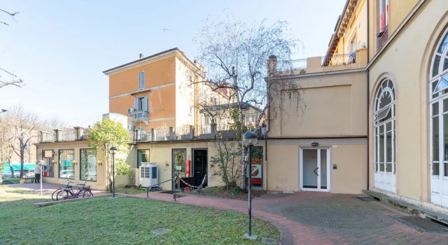HouSmart San Mamolo 6