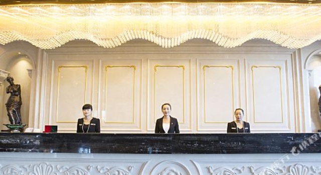 Yuhe Hotel
