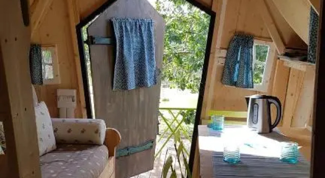 Les CASAS La Champrenière, Забронировать Дом для отпуска Ле Бупер Замок Пюи-дю-Фу