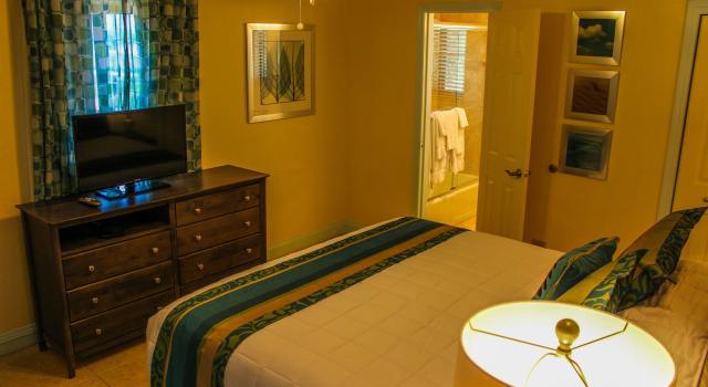 Hollywood Sands Resort
