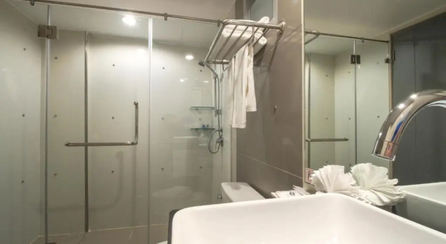 Полулюкс CMYK Boutique Hotel