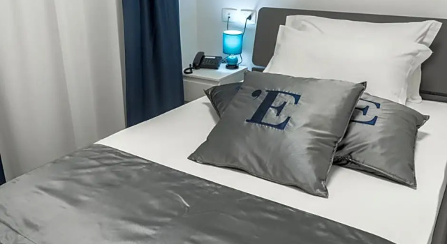 Трёхместный номер Standard L'Essenza Hotel