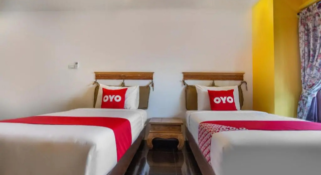 Люкс Yellow Tique Hotel
