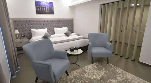 Номер Business c 1 комнатой с балконом Zett hotel