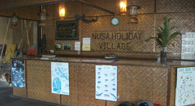 Nusa Holiday Village