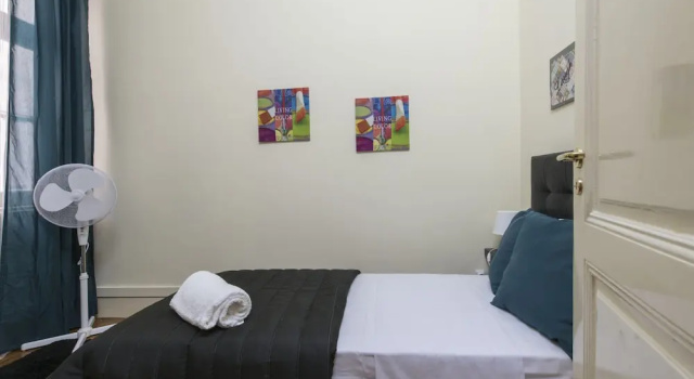 Guesthouse CharmInn, Забронировать Отель Лиссабон Эстремадура