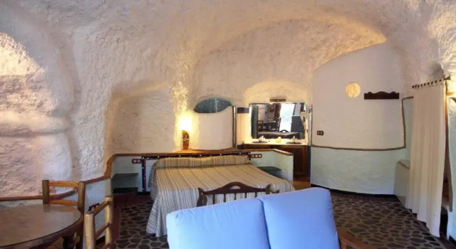 Студия Cuevas Del Zenete