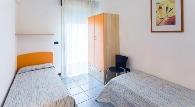 TIGLI Lido Altanea, Забронировать Отель Каорле Riviera Est