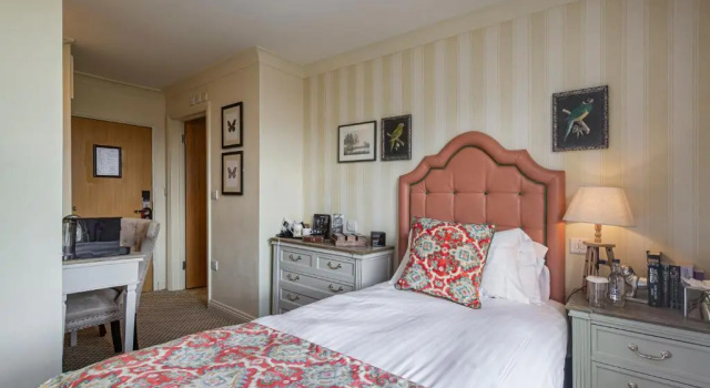 Silks Hotels - The White Horse, Rezervasyon Otel Romsey Hampshire