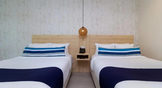 Четырёхместный номер Standard Aquamare Hotel