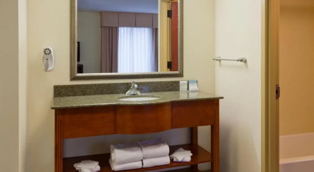 Студия Hampton Inn & Suites Lino Lakes